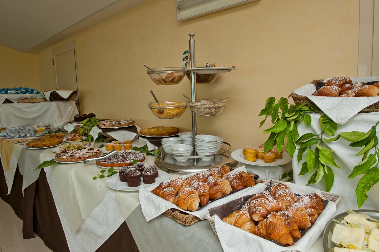 Hotel Borgo Marina 로디가르가니코 외부 사진