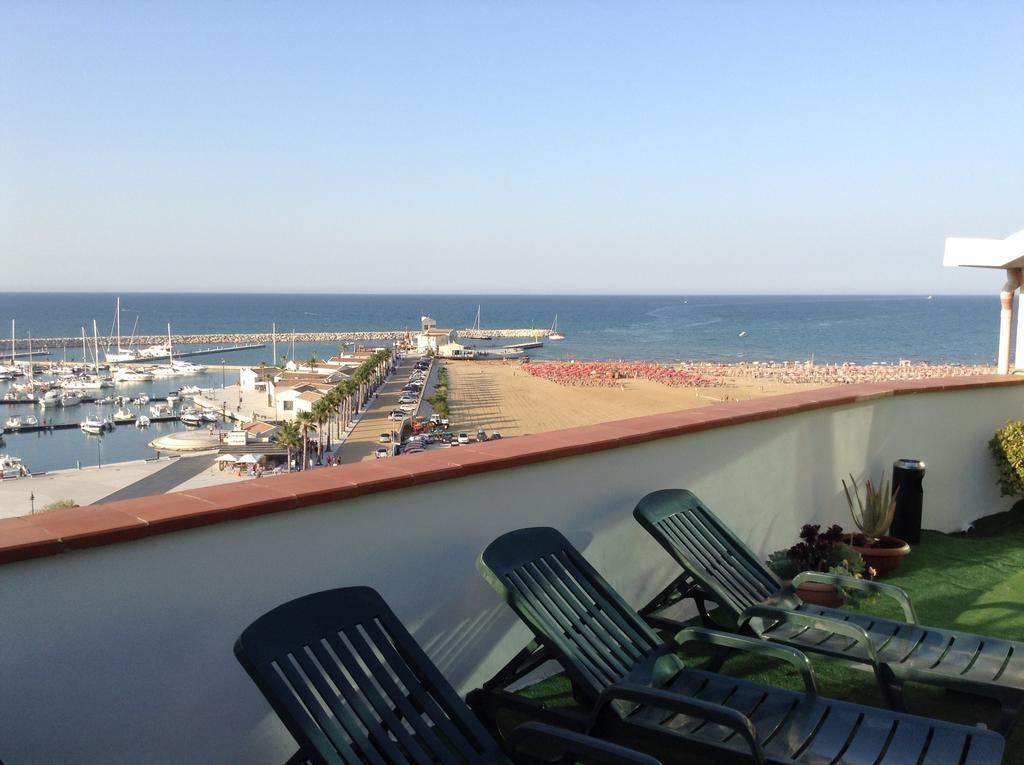 Hotel Borgo Marina 로디가르가니코 외부 사진