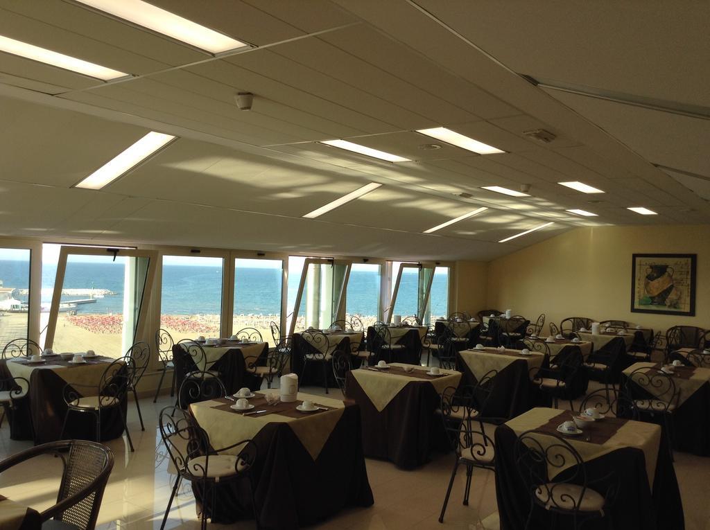 Hotel Borgo Marina 로디가르가니코 외부 사진