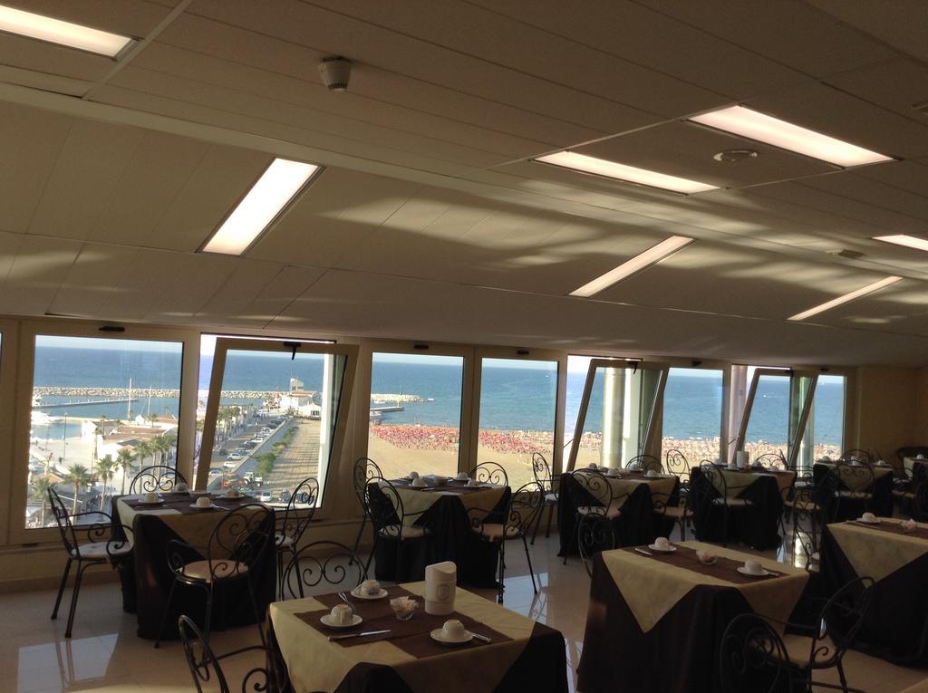Hotel Borgo Marina 로디가르가니코 외부 사진
